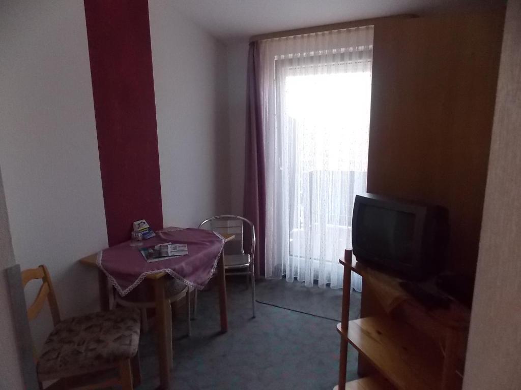 Gasthof Rhoenperle Kothen  Chambre photo